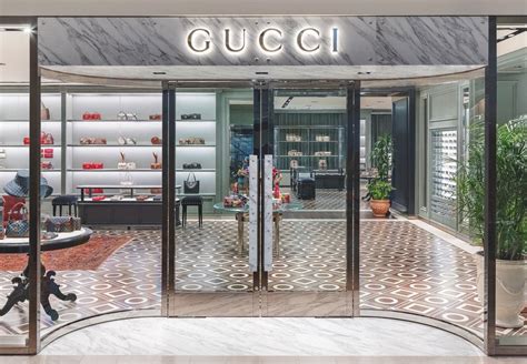 gucci - portland pioneer place photos